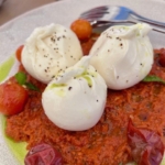 紫陽花に包まれて